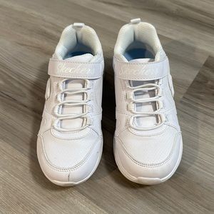 Sketchers unisex glimmer kicks sneaker size 13